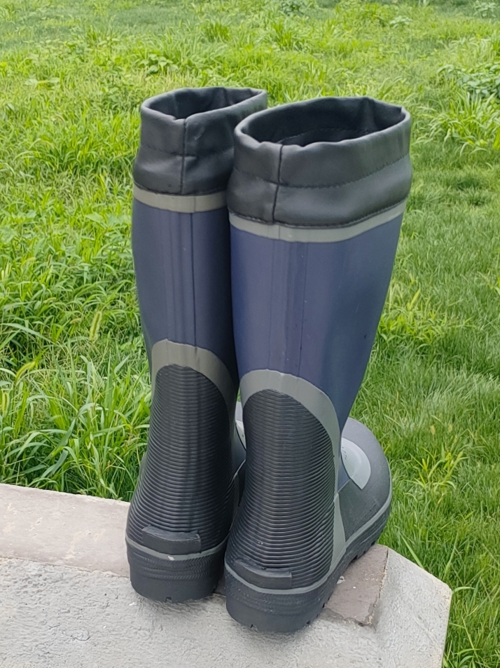 Męskie wysokie, antypoślizgowe – Fishing Boots recenzja i cena